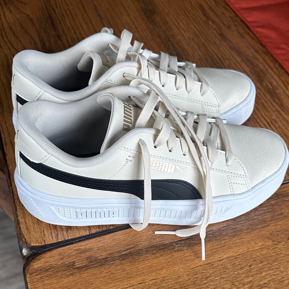 Puma Off-White and Black Casual Sneakers
